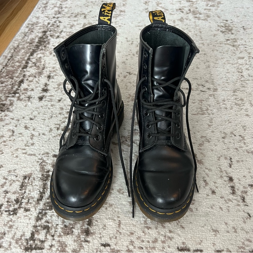 1460 Smooth Leather Lace Up Boots